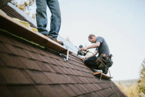 Local Roofers in Buena Vista, TN